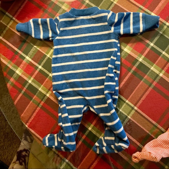 Carter’s Boys Footed Zip + Button Up Footed Pajamas Preemie 3 piece - Picture 5 of 16